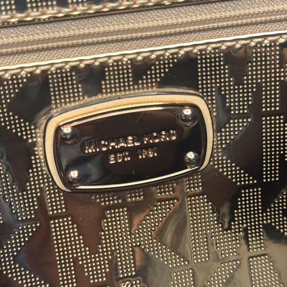 Rose gold Michael Kors clutch - Picture 6 of 9